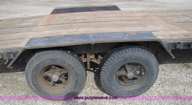 image for item 5124 1984 19' homemade trailer