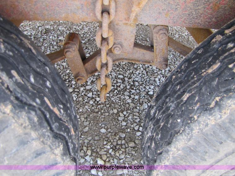 image for item 5124 1984 19' homemade trailer