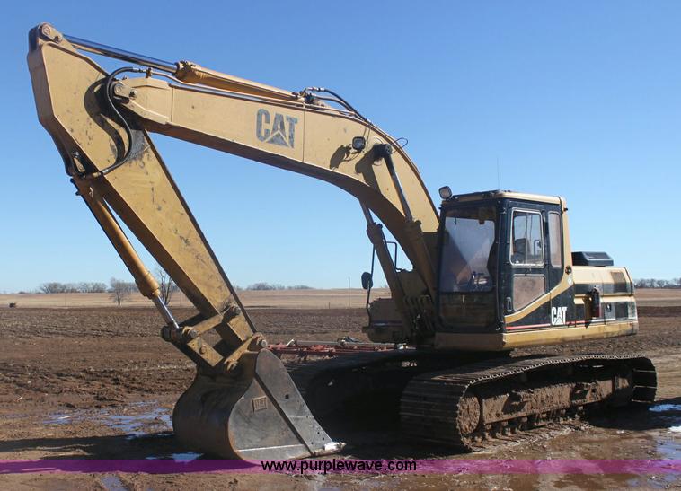 image for item 6492 1994 Caterpillar 320L excavator