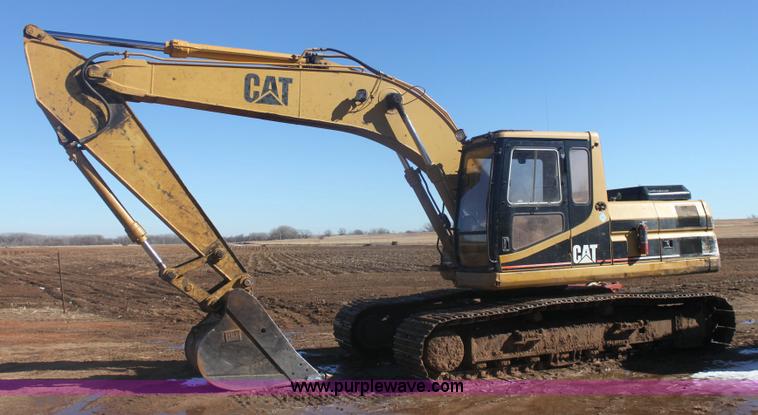 image for item 6492 1994 Caterpillar 320L excavator