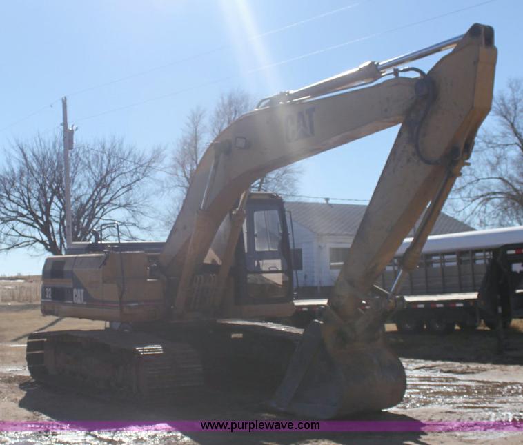 image for item 6492 1994 Caterpillar 320L excavator