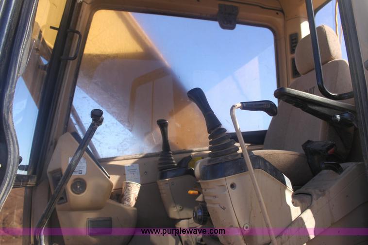 image for item 6492 1994 Caterpillar 320L excavator