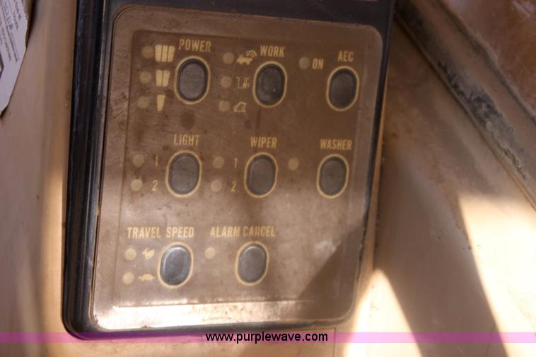 image for item 6492 1994 Caterpillar 320L excavator