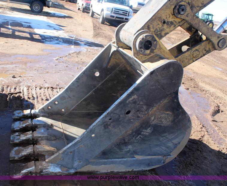 image for item 6492 1994 Caterpillar 320L excavator