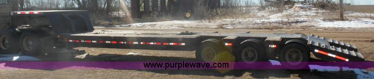image for item 6493 1976 Hyster 42' triple axle trailer