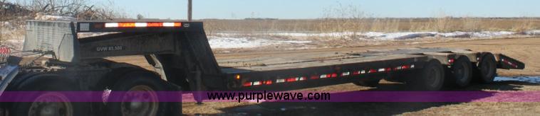 image for item 6493 1976 Hyster 42' triple axle trailer