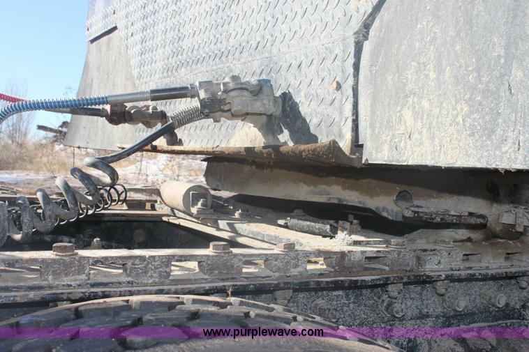 image for item 6494 1996 Peterbilt 385 semi truck