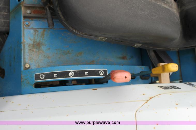 image for item 3063 1998 Ford New Holland 1320 tractor