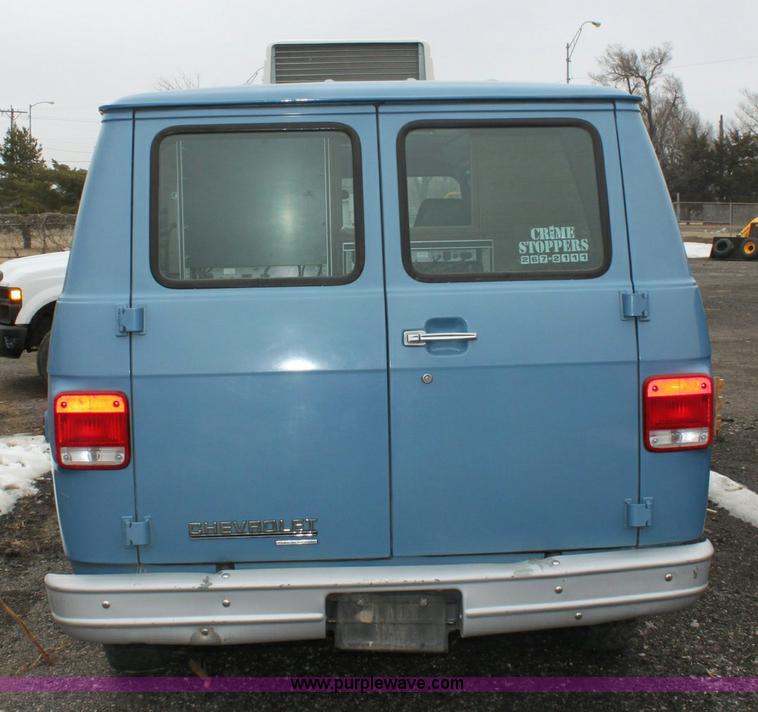 image for item 3065 1990 Chevrolet G30 cargo van
