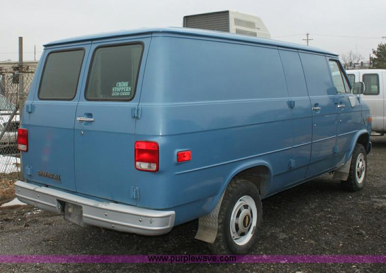 image for item 3065 1990 Chevrolet G30 cargo van