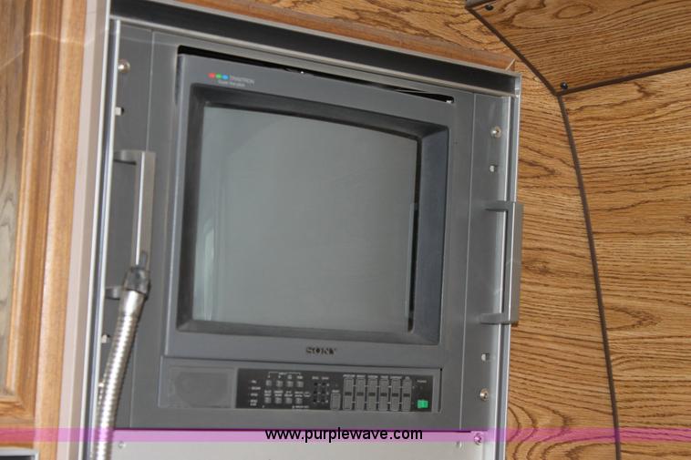 image for item 3065 1990 Chevrolet G30 cargo van