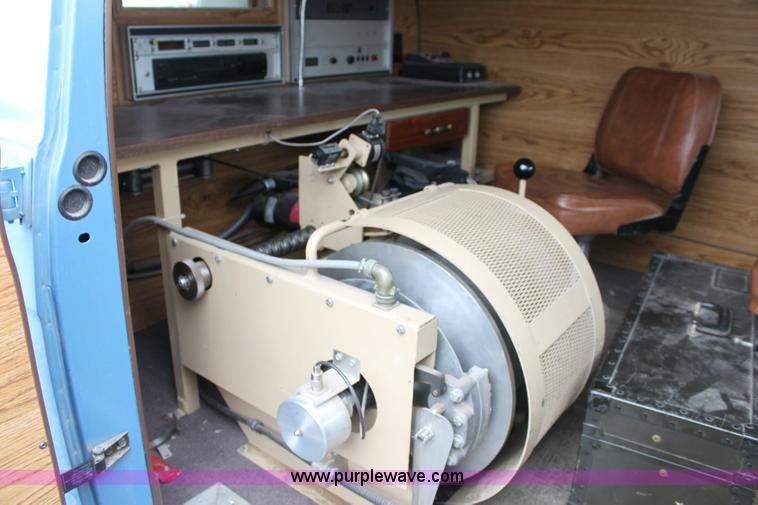 image for item 3065 1990 Chevrolet G30 cargo van