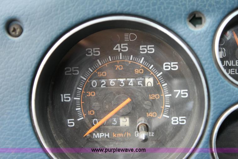 image for item 3065 1990 Chevrolet G30 cargo van