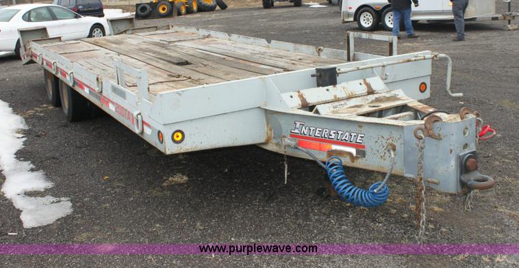 image for item 3067 2000 Interstate 20DTA flatbed utility trailer