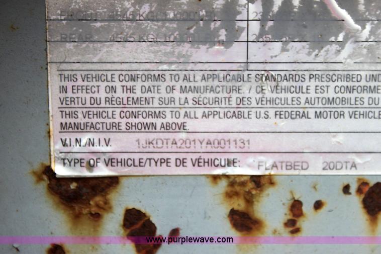 image for item 3067 2000 Interstate 20DTA flatbed utility trailer