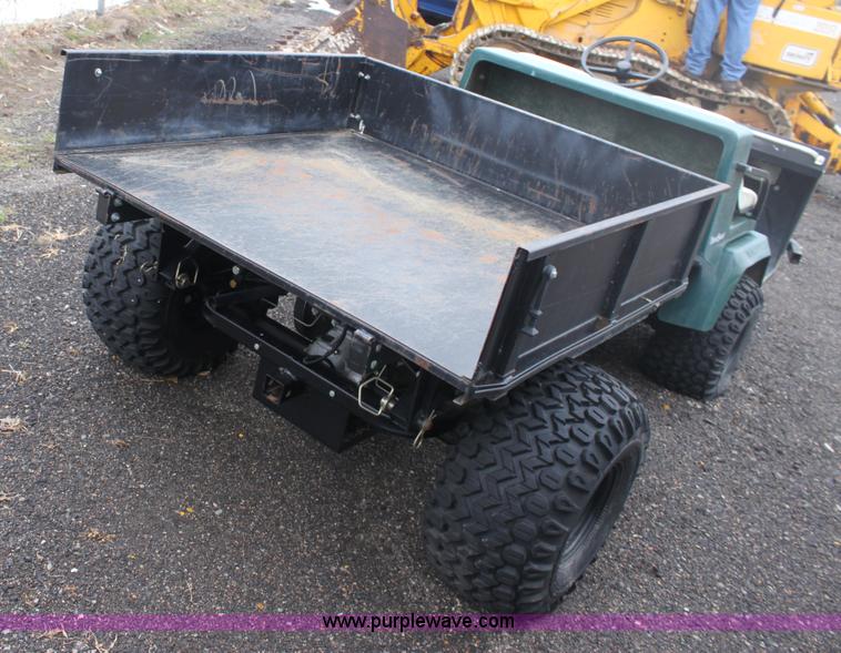 image for item 3093 2006 Broyhill Terra Sport utility vehicle