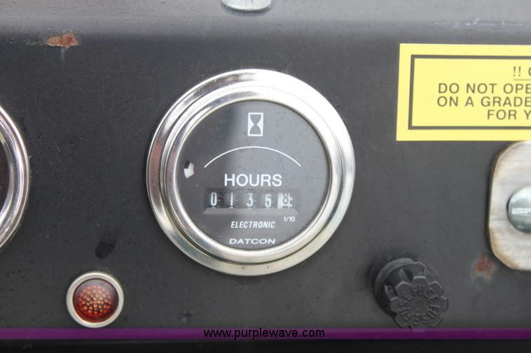 image for item 3093 2006 Broyhill Terra Sport utility vehicle