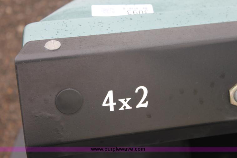 image for item 3093 2006 Broyhill Terra Sport utility vehicle