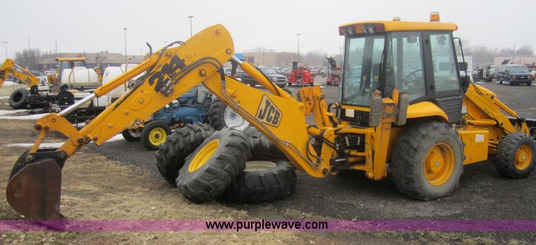 image for item 3097 2002 JCB 214E backhoe