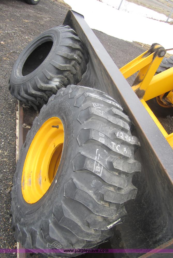 image for item 3097 2002 JCB 214E backhoe