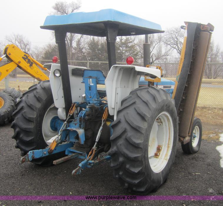 image for item 3098 1990 Ford 7740 New Holland tractor