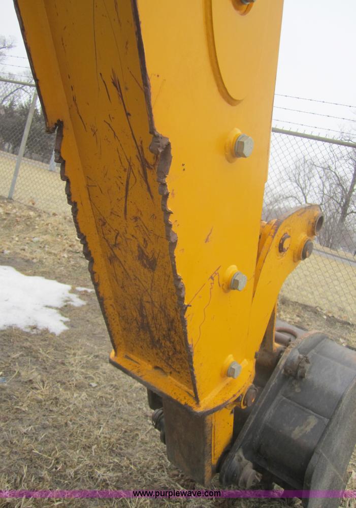 image for item 3102 2002 JCB 214E backhoe