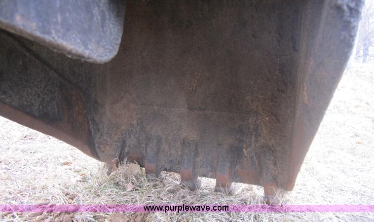 image for item 3102 2002 JCB 214E backhoe