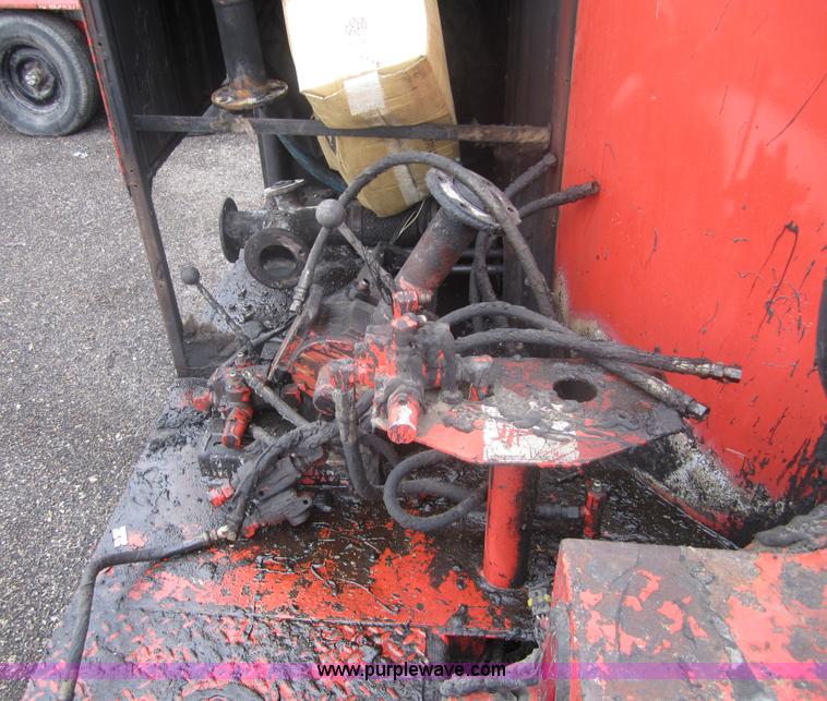 image for item 3105 2006 Crafco EZ400 pressure applicator