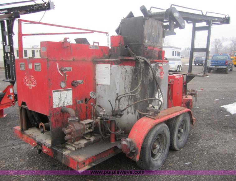 image for item 3106 1998 Crafco EZ400D pressure applicator