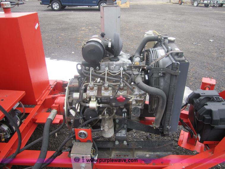 image for item 3107 2005 Crafco EZ400 pressure applicator