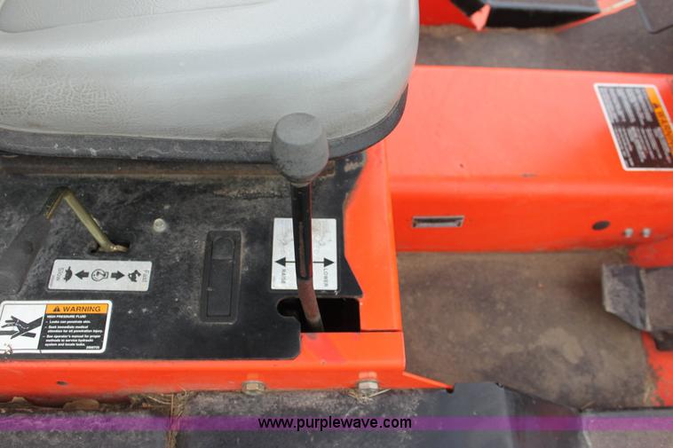 image for item 3109 2005 Jacobsen T628D 72" riding lawn mower