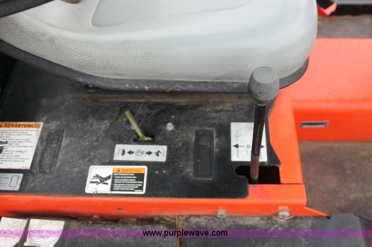 image for item 3109 2005 Jacobsen T628D 72" riding lawn mower