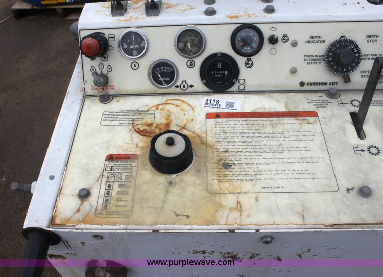image for item 3118 2000 Cushion Cut concrete saw