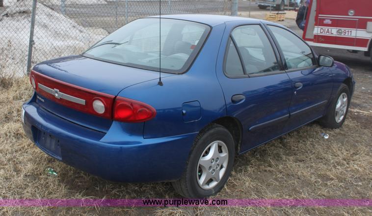 image for item 3251 2003 Chevrolet Cavalier