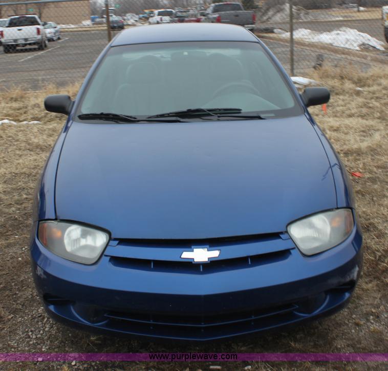 image for item 3252 2004 Chevrolet Cavalier