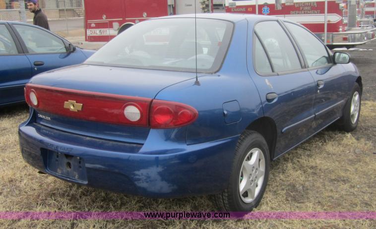 image for item 3253 2004 Chevrolet Cavalier
