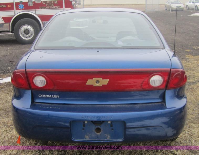 image for item 3253 2004 Chevrolet Cavalier