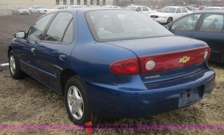 image for item 3253 2004 Chevrolet Cavalier