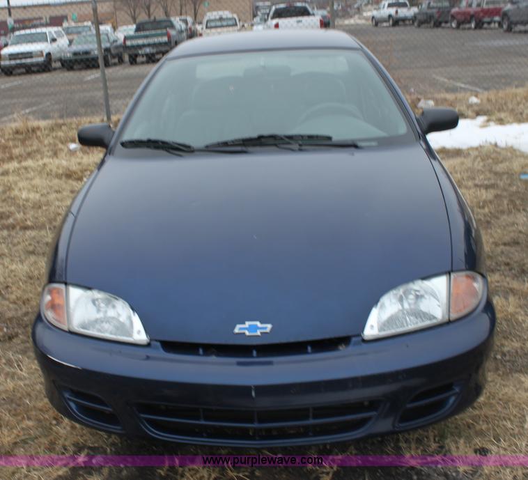 image for item 3254 2002 Chevrolet Cavalier