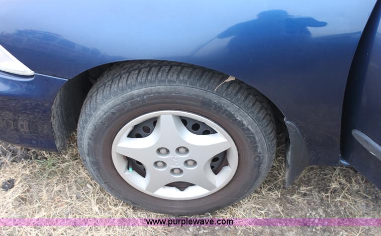 image for item 3254 2002 Chevrolet Cavalier