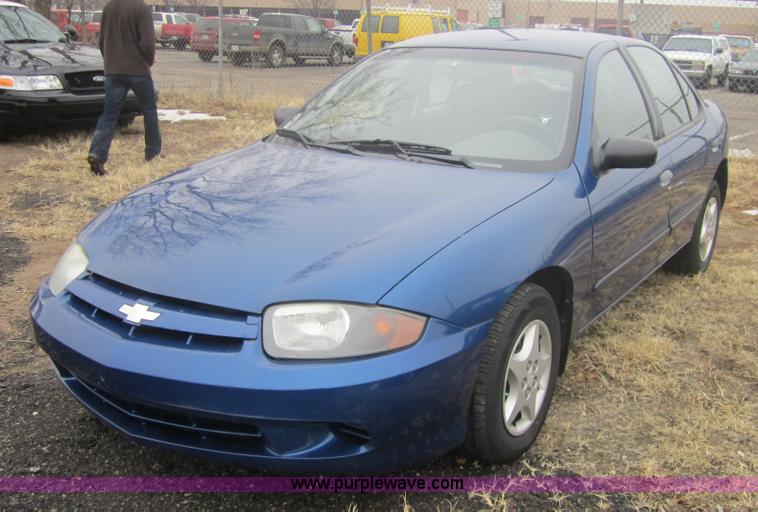 image for item 3255 2004 Chevrolet Cavalier