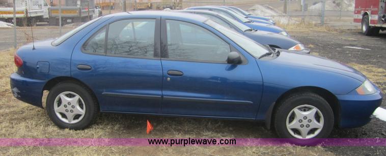 image for item 3255 2004 Chevrolet Cavalier