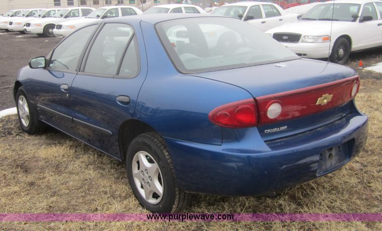 image for item 3255 2004 Chevrolet Cavalier