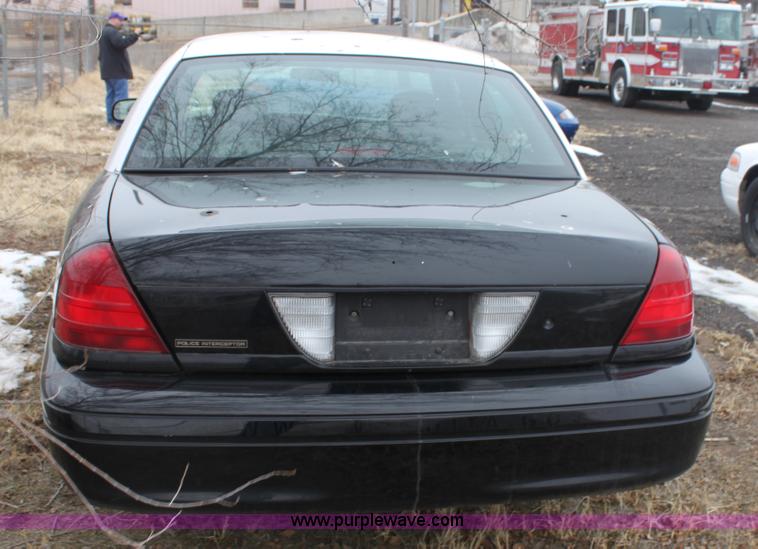 image for item 3256 2008 Ford Crown Victoria Police Interceptor