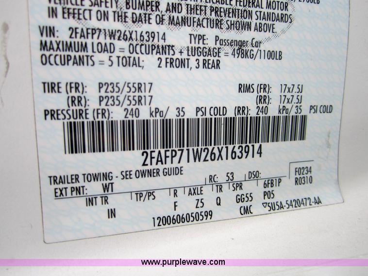 image for item 3257 2006 Ford Crown Victoria Police Interceptor