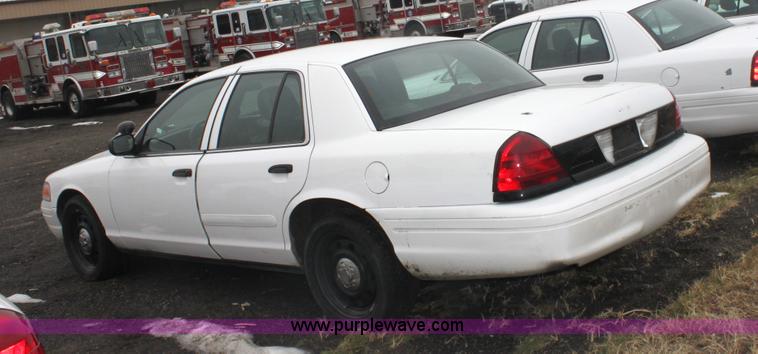 image for item 3258 2006 Ford Crown Victoria Police Interceptor
