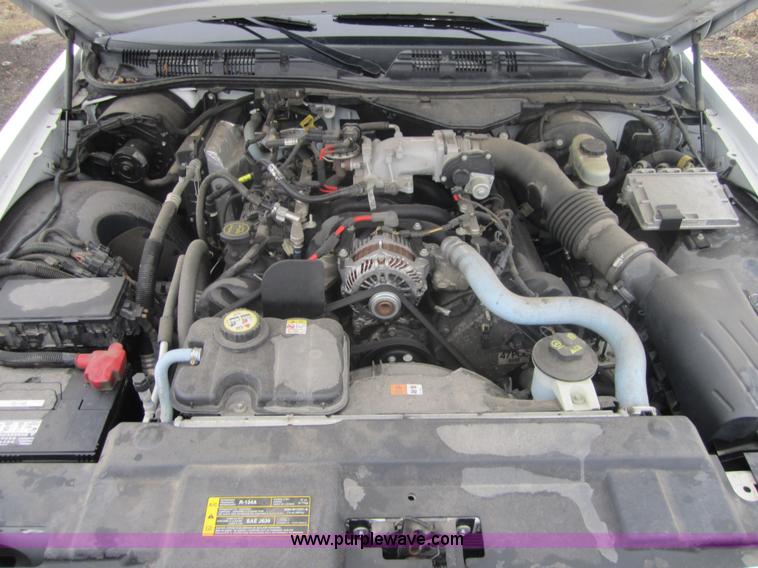 image for item 3260 2006 Ford Crown Victoria Police Interceptor