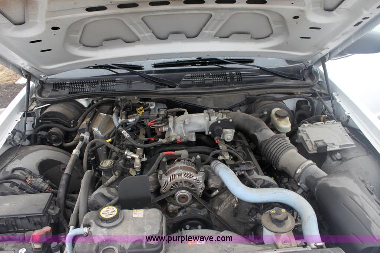 image for item 3261 2006 Ford Crown Victoria Police Interceptor