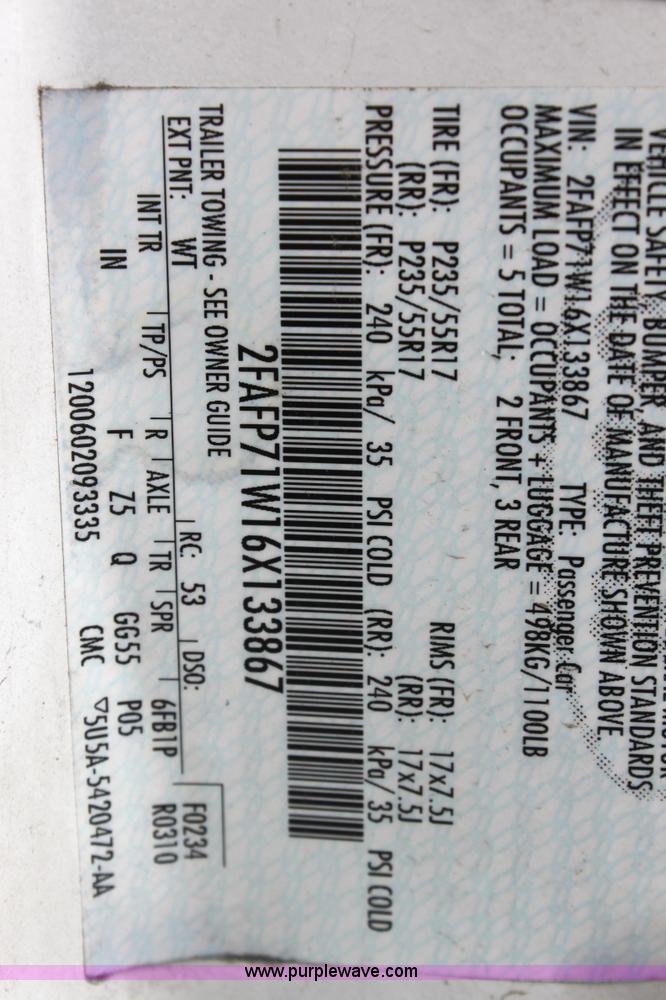 image for item 3261 2006 Ford Crown Victoria Police Interceptor