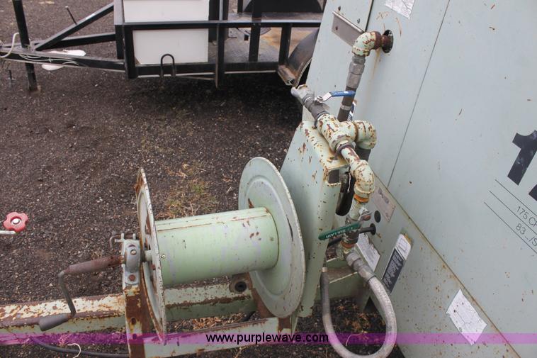 image for item 3267 1995 Sullair 175 portable air compressor